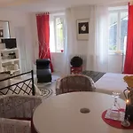 La Maison De Natasha Castillon-en-Couserans