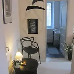 La Maison De Natasha Bed & Breakfast