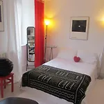 La Maison De Natasha Bed & Breakfast