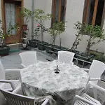 La Maison De Natasha Bed and breakfast