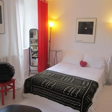 La Maison De Natasha Oda ve Kahvaltı